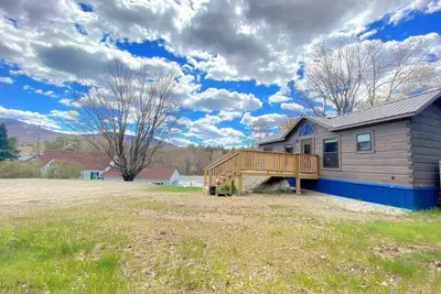 Image de Bmv1 Awesome \"Tiny Home\" A/C, Mountain Views, Minutes to Skiing, Hiking, Attractions, Dog Friendly!