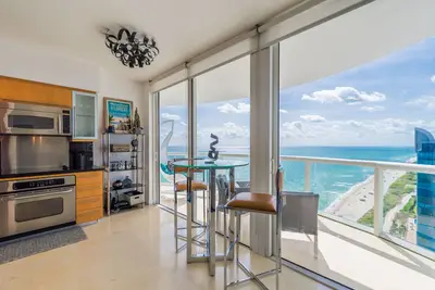 Image de Magnifique Condo sur la plage à Miami