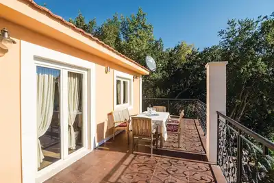 Image de Cozy Family Friendly Apartment with a Sea View