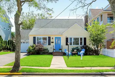 Image de Beach Bliss - 4b/2ba Perfect for Fall  & Winter, 1. 5 blks to Beach & Boardwalk