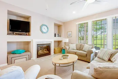 Image de Bear Trap Dunes golf condo with indoor pool, 2 outdoor pools & beach shuttle