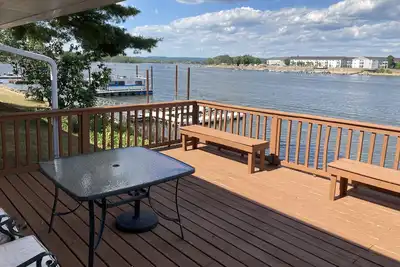 Image de River Front Property