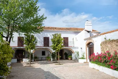 Image de Rural House 5 Rooms, 21 People
