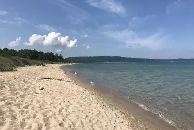 Image de Waterfront 2 Bedroom Slice of Paradise - on Lake Michigan in Glen Arbor Mi
