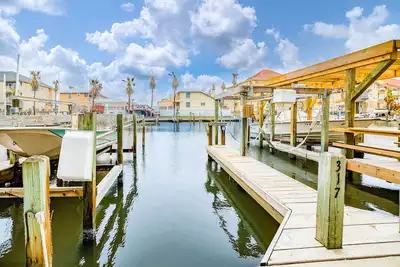 Image de Waterfront! Spinnaker 317! Private Boat Slip!