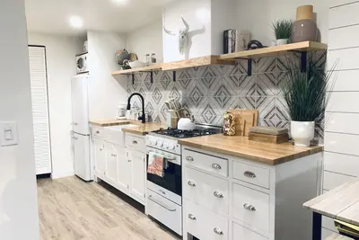 Image de Private Hideaway close to Downtown Napa and Bottlerock! $2600-2900 monthly