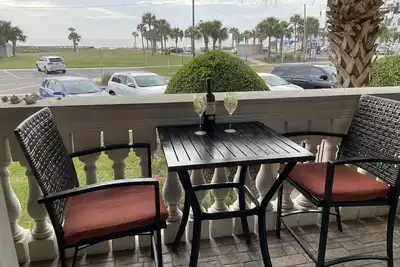 Image de Beautiful Beach view condo