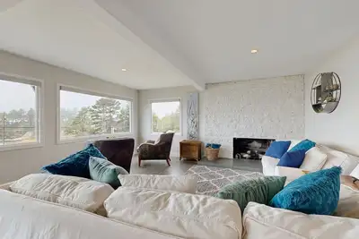 Image de Spectacular Dog-Friendly Home w/Panoramic Views, Free WiFi, Game Room, Yard