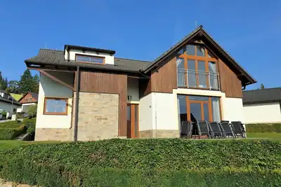 Image de Joli appartement dans une maison de vacances avec Wifi, Tv, terrasse, animaux admis et parking