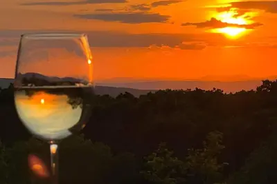 Image de Wintergreen. Sunset Vista Villa - Sea of Mountains