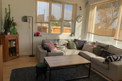 Image de Maison de ville 5 cantons avec cour et jardin