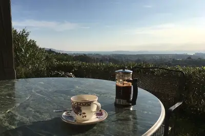 Image de Vue panoramique sur la mer et la baie de Cannes