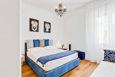 Residenza dei Poeti - Roomy and Modern Flat x8