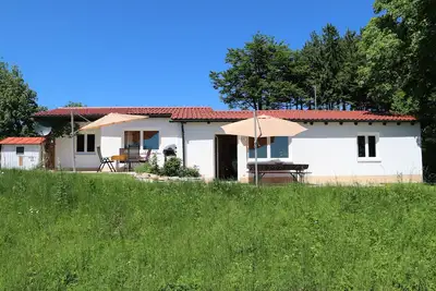 Image de Comfortable vacation home - super south-facing location & view, quiet, nature