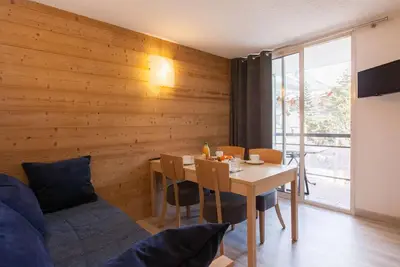 Image de À 20m des pistes de ski, 4ème étage, balcon, casier à ski, 28m², Serre Chevalier
