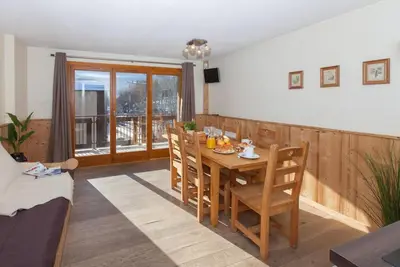 Image de À 50m des pistes de ski, 4ème étage, balcon, télévision, casier à ski, 40m², Serre Chevalier