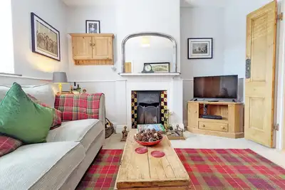 Image de A family house that sleeps 8 guests in 4 bedrooms