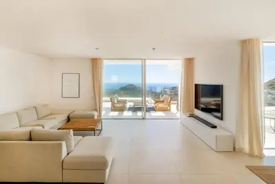 Image de Luxury Penthouse Rooftop Pool Jacuzzi Ocean Views