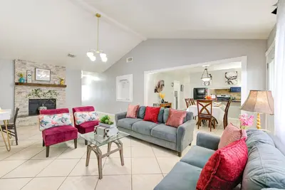 Image de Cozy 3 bed 2 bath 17 min from Bush airport. Monthly stays.