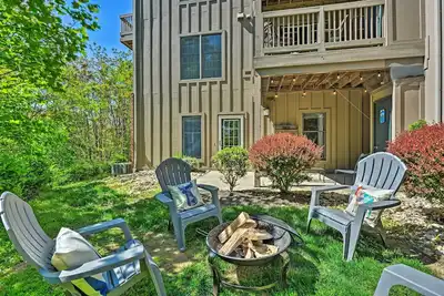 Image de ‘Slopeside Serenity' Whitetail Condo: Walk to Lift