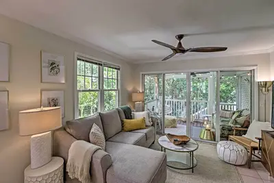 Image de Charming 'Boho Breeze' Retreat w/ Pool Access