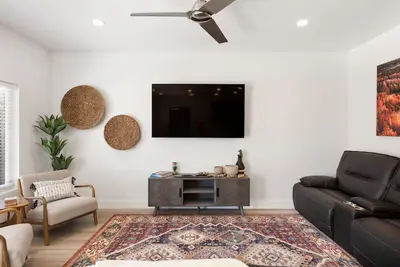 Image de St. George Getaway, Brand New 5 Bd Luxury Townhome