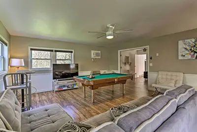 Image de Private Hot Tub: Peaceful Long Pond Home!