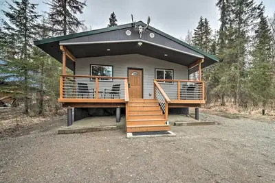 Image de Cozy Downtown Soldotna Cabin: Dogs Welcome!