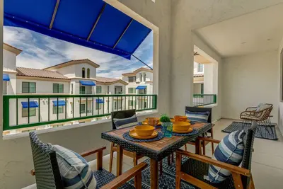 Image de Penthouse Brand New Cays at Ocotillo! Lots of Upgrades! 30 Night Minimum!