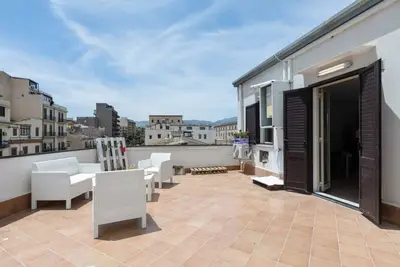 Ballarhost - Mercato Ballarò Terrace Apartment