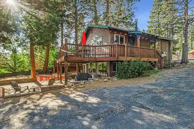 Image de Stunning Views at Lake Almanor Cabins 6 & 7
