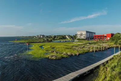 Image de 3-Bedroom, 2. 5-Bathroom Penthouse Suite at Real Watersports