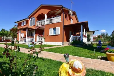 Image de Appartement de vacances Umag pour 1 - 5 personnes avec 2 chambres Ă coucher - Appartement de vacance