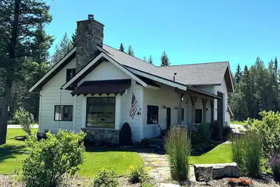 Image de Enjoy Big Mountain Views & Ranch Charm Just Minutes from Downtown Whitefish