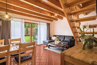 Image de \"Gästehaus Heilig Appartement 2\" à seulement quelques mètres du lac de Constance.