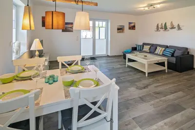 Image de Modernes Ferienhaus To Huus in Zentraler Lage