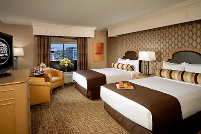 Image de Your Fun Packed Vegas Vacation! Nightly Entertainment, Spa & Salon, 2 Pools, Bar
