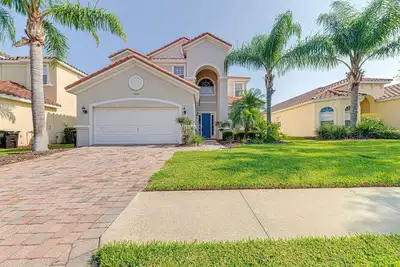 Image de 508 - 5 Bedroom Home with Private Pool and Spa, Theater Room