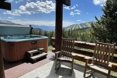 Image de Saddle Ridge U2- Ski-in/out Luxury w/ 2 King Suites, Privacy, Mtn Views, Hot Tub