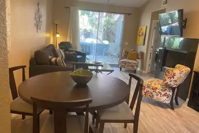 Image de Spacious, upscale, 2Br 2Bath, ground level Condo in Gated Resort community!