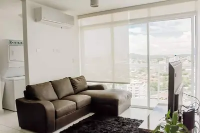 Image de Modern Apartment in a Luxurious Residential Unit in the heart of the city