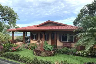 Image de Lake & Volcano Views! 3 Bedroom, 2 1/2 Bath, Full Home - 10% 7 Day Discount