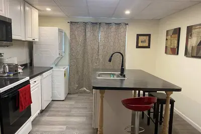 Image de Cozy Entire 2 Bedroom Home Close to Niagara River