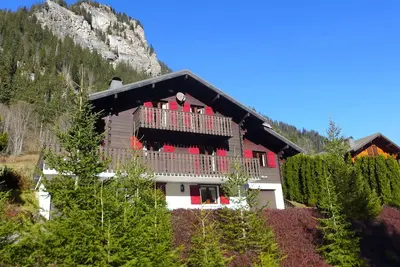 Image de Belle maison de vacances privée avec Wifi, Tv, terrasse, vue panoramique et parking