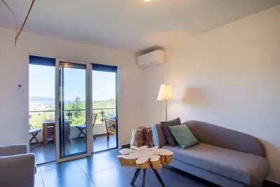 Image de Confortable appartement avec piscine, Wifi, climatisation, Tv, terrasse, vue panoramique et parking