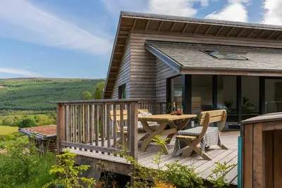 Image de Belle maison de vacances privée avec Wifi, Tv, terrasse, vue panoramique et parking