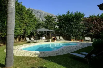 Image de Magnifique maison de vacances privée avec piscine privée, Wifi, climatisation, Tv, patio, parking