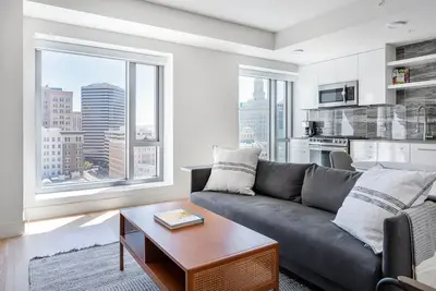 Image de Charming Oakland 1br w/ Ac, W/D, Sky Deck, next to Bart, by Blueground