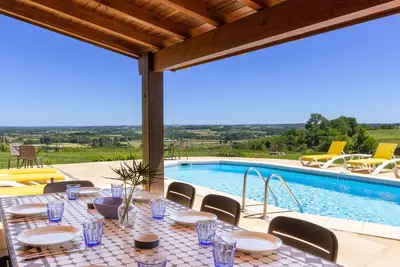 Image de Vue imprenable, piscine, Ac. Marche jusqu'au café. Près des villes historiques