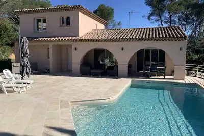 Image de Saint Raphaël Villa provençale au cœur des golfs